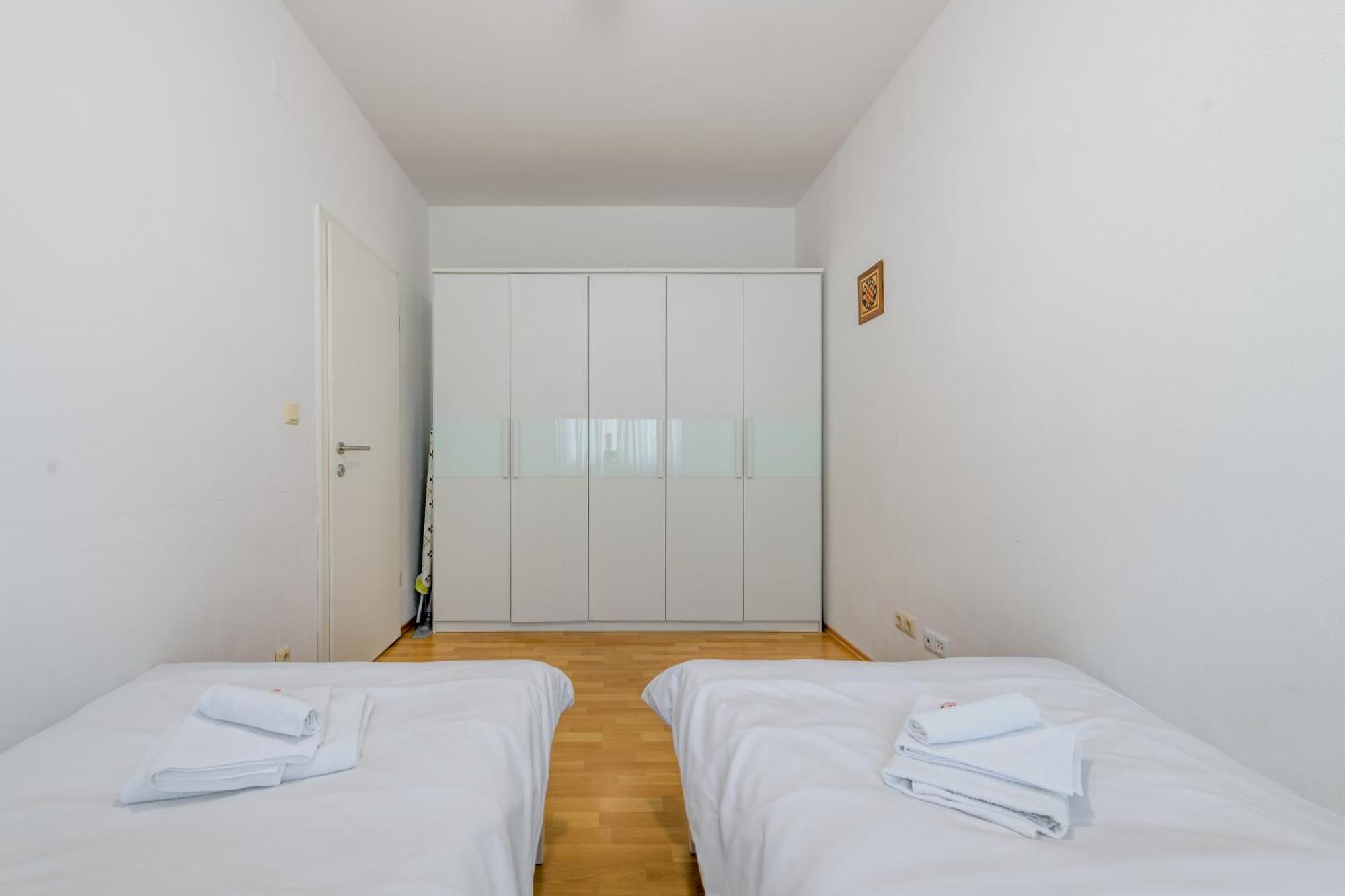 Apartments Cala Podstrana Extérieur photo
